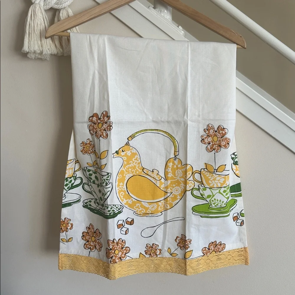 NEW Anthropologie 2 Cotton Tea Towels Bird Teapot Floral Mid Century Print